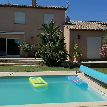 Entiere Villa *
